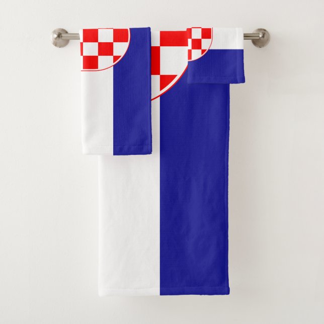 Croatia Flag Bath Towel Set (Insitu)