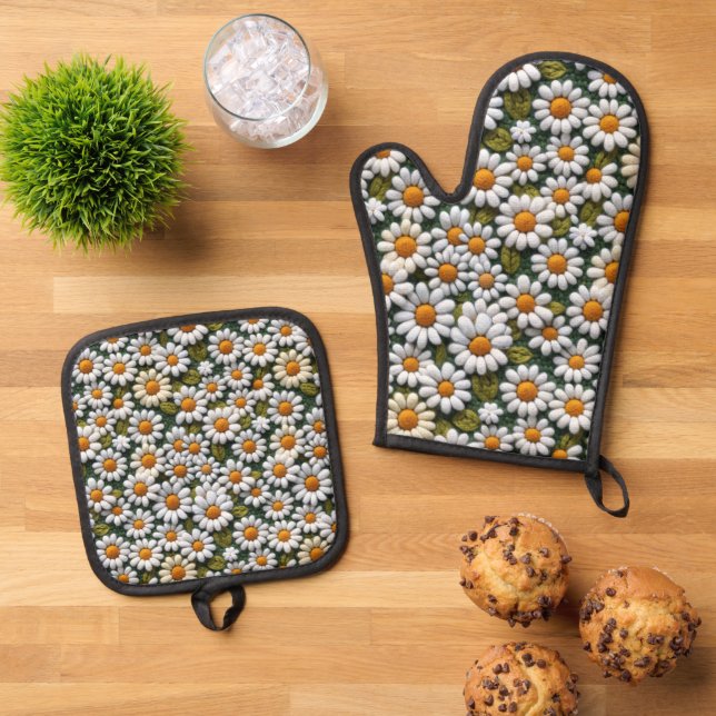 Crochet White Daisies Spring Wildflowers Oven Mitt & Pot Holder Set (Top Down)