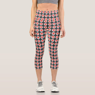 Cross Shaped Checkered Pattern with Red Hearts Capri Leggings