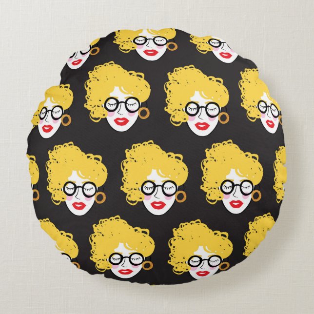 Crowd of funny peoples, cute background round cushion (Front)