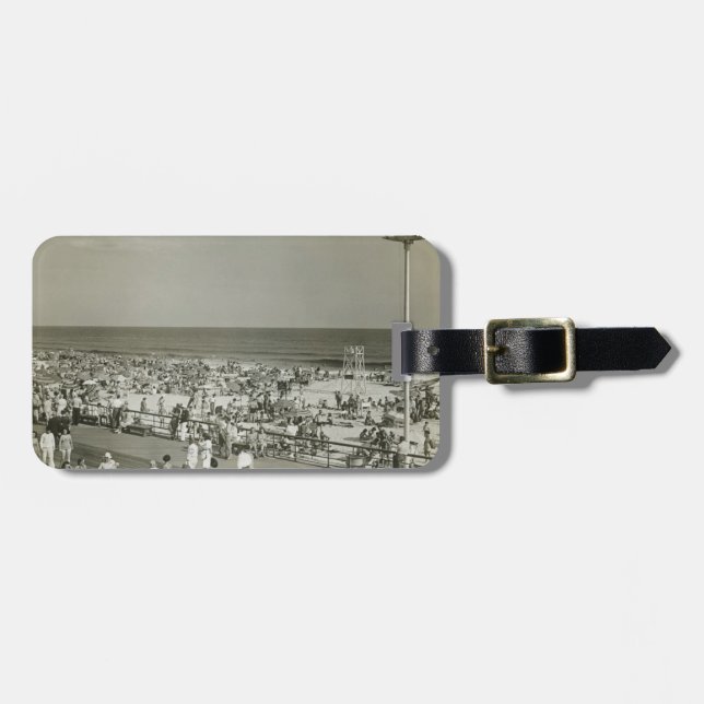 Crowded Beach Luggage Tag