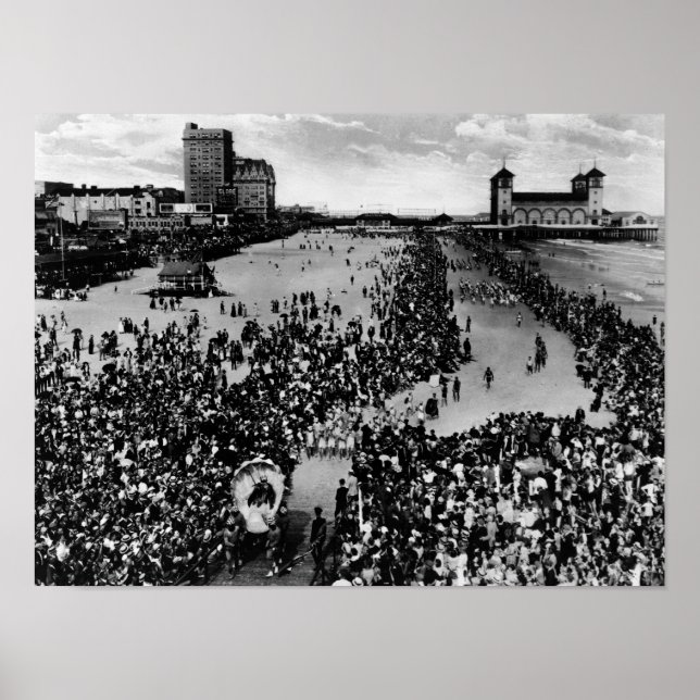 Crowds at Atlantic City, NJ Beauty Pagent Poster (Front)