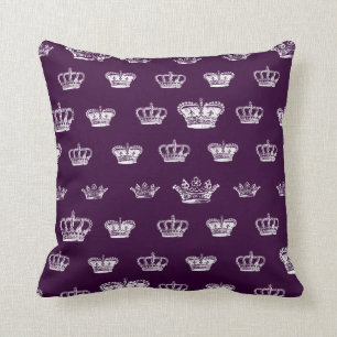 Crown Pattern in White Cushion