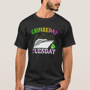 Cruiseday Mardi Gras Celebrations Parade Boat Fat T-Shirt