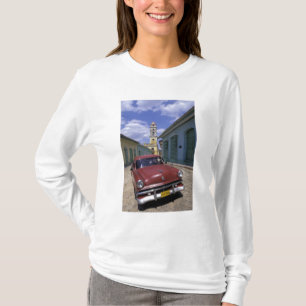 Cuba, old colonial village of Trinidad. T-Shirt
