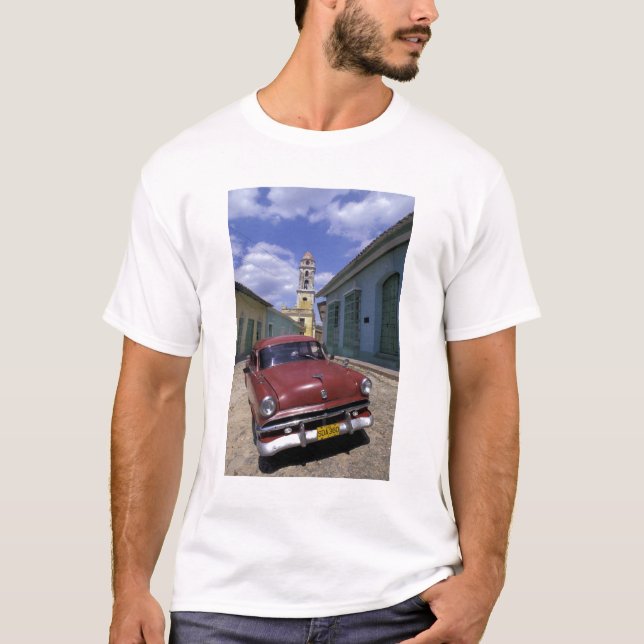 Cuba, old colonial village of Trinidad. T-Shirt (Front)