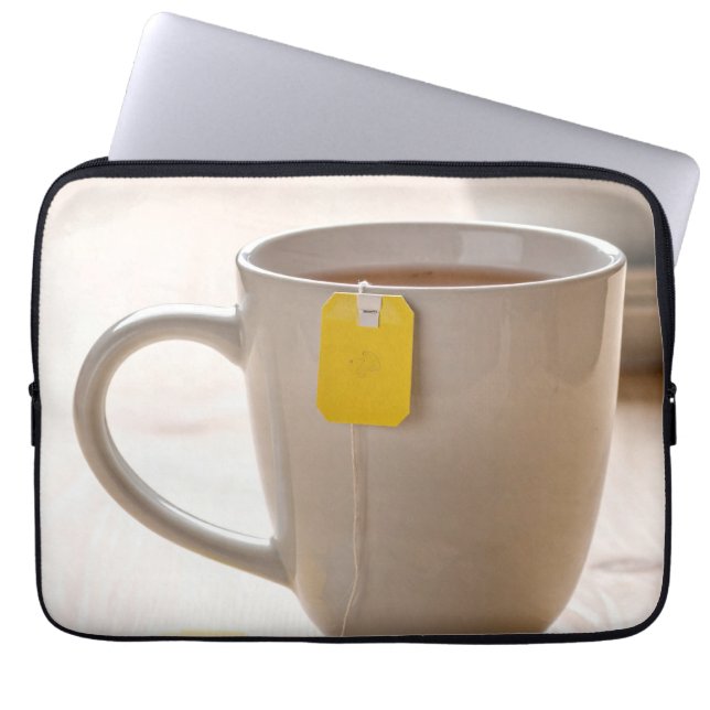 Cup of tea laptop sleeve (Front)