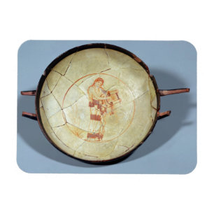 Cup without foot, standing Muse playing the lyre, Magnet