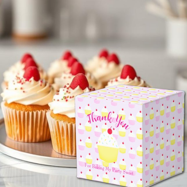Cupcake Baking Birthday Favour Box (Creator Uploaded)