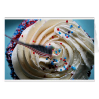 Cupcake frosting with an American flag
