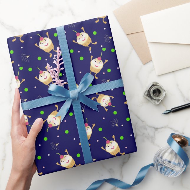 Cupcakes pattern wrapping paper (Gifting)