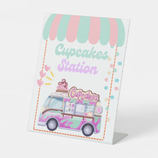 Cupcakes Station Food Sign Pedestal Sign