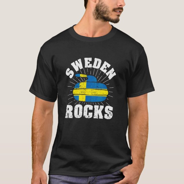 Curling Sweden Flag Stone Swedish Curler Winter Sp T-Shirt (Front)