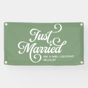 Curly Just Married Car Banner