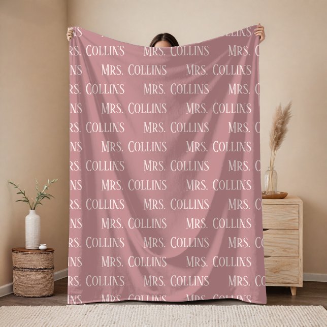 Custom Bachelorette Party Blanket Gift for Bride (Custom Mrs and Mr Blanket for Newlyweds, Wedding or Anniversary Gift, Bachelorette Party Gift)
