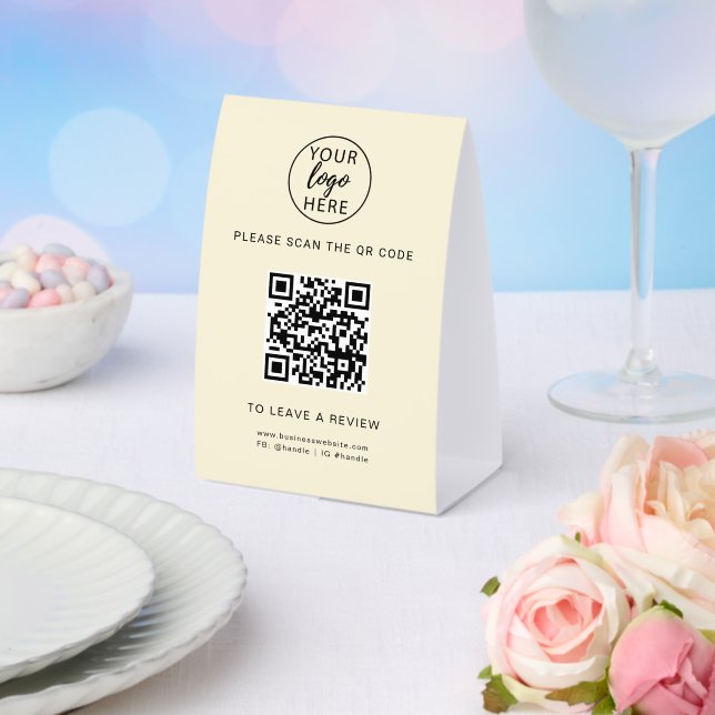 Custom Company Logo Professional QR Code (Insitu(Wedding))