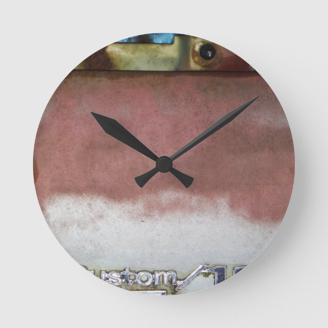 custom deluxe pink and white round clock (Front)