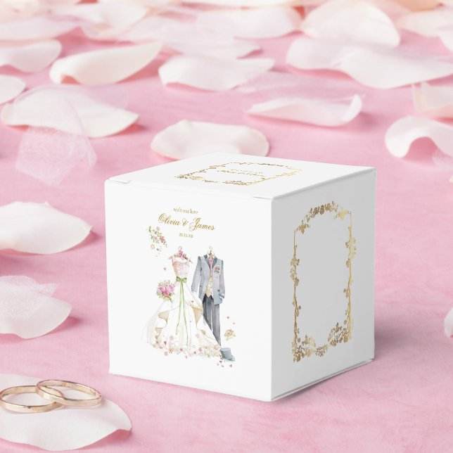 Custom details Bride & Groom Favour Box (Wedding)
