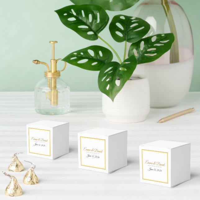 Custom Elegant Minimalist Wedding Names & Date  Favour Box (Multiple)