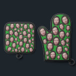 Custom Faces Photo Baking Gift Kitchen Cooking BBQ Oven Mitt & Pot Holder Set<br><div class="desc">Funny Custom Oven Mitt & Pot Holder Set with Your Face,  Baking Gifts for Women or Men for Kitchen Cooking,  BBQ,  Grillin faces Photo pattern,  great gifts Whether it's a housewarming,  a friend's birthday,  wedding or any occasion.</div>