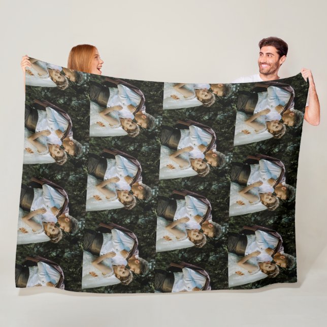 Custom Image Pattern Warm Fleece Blanket Design (In Situ)