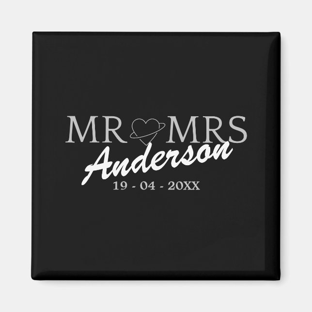 Custom Mr and Mrs Wedding Family gift Magnet (Front)