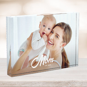 Custom Mum Established Modern Script Photo Block