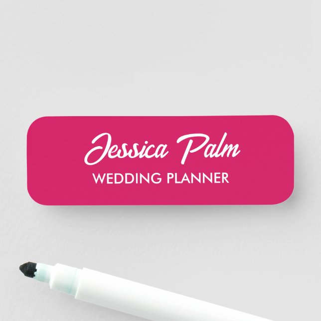 Custom name bright pink tag (In Situ)