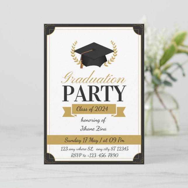 Customisable Graduation invitation (Standing Front)