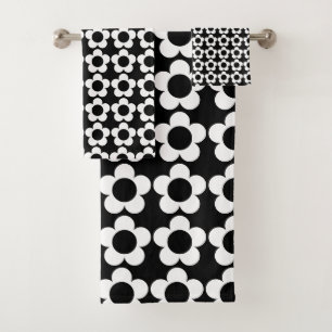 Customisable hippie flowers pattern bath towel set