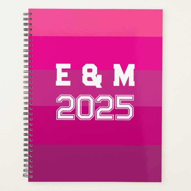 "customisable monogramm and years  planner (Front)