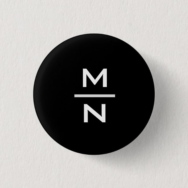 Customisable personal monogram 3 cm round badge (Front)