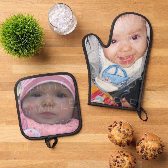 Customise it with Your photos Oven Mitt & Pot Holder Set (Top Down)