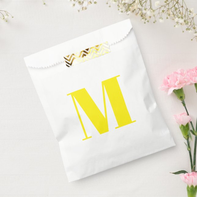 Customise monogram initial yellow white favour bag (Sealed)
