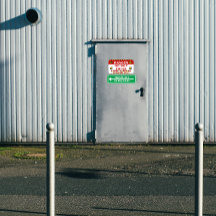 Customise Please Use Other Door Left Arrow Notice