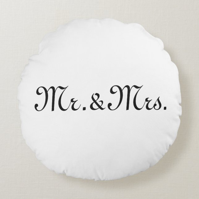 Customise w/Initials couple's monogram black white Round Cushion (Front)