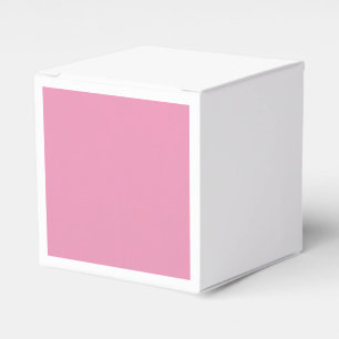 Customise Your Digital Creations with Drag & Drop Favour Box