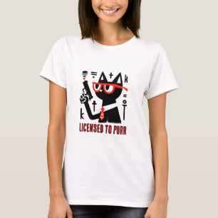Cut cat holding a gun funny T-Shirt