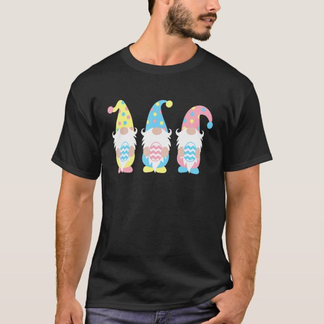 Cute 3 Easter Gnomes Pastel Spring Eggs Happy Bunn T-Shirt (Front)