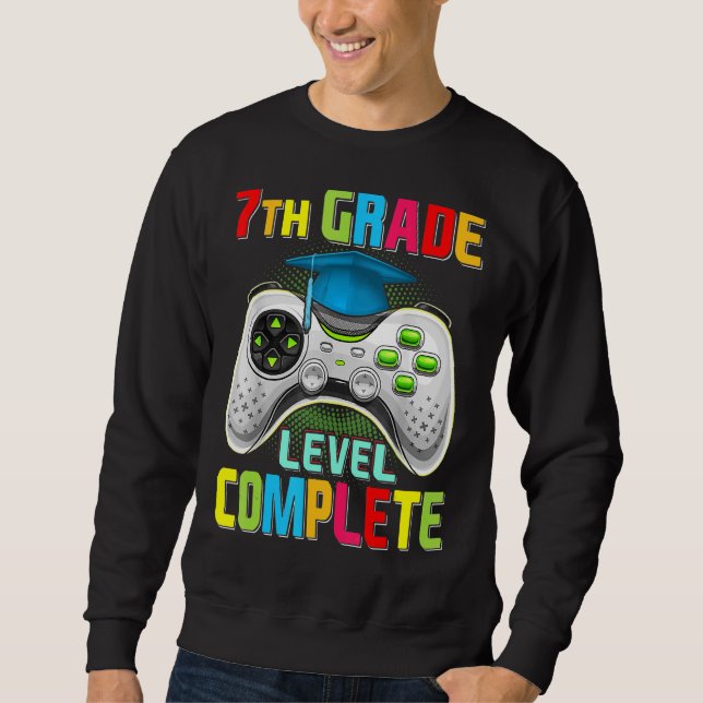 Cute 7th Grade Level Complete Gamer Graduation Vid Sweatshirt (Front)