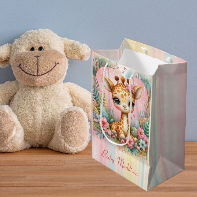 Cute Baby Giraffe Personalised Name Medium Gift Bag (Creator Uploaded)
