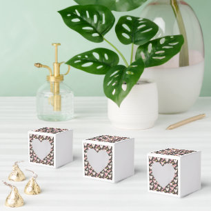 cute beautiful pattern for valentine's day favour box