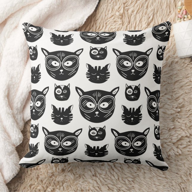 Cute Black and White Cat Faces Pattern Cushion (Blanket)