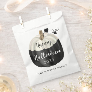 Cute Black And White Pumpkin Happy Halloween 2022 Favour Bag