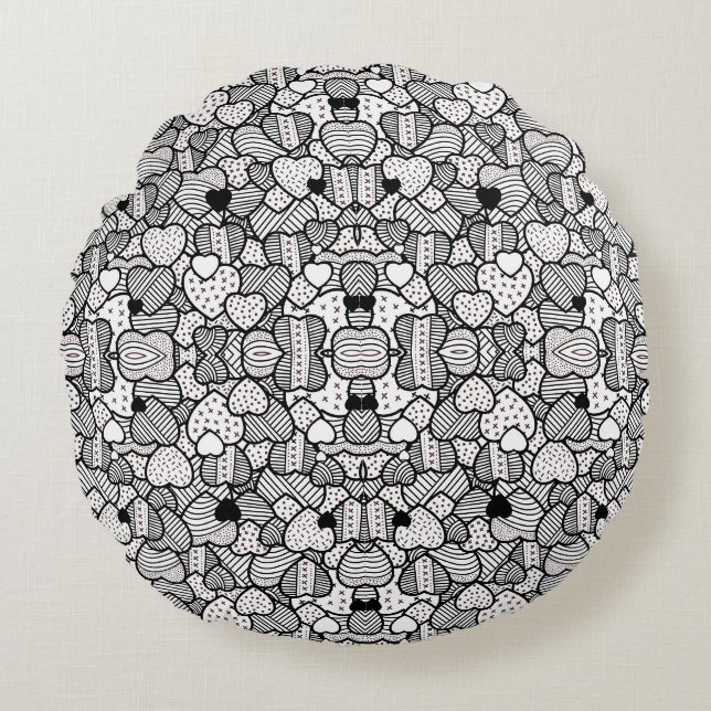 Cute black white hearts patterns round cushion (Front)
