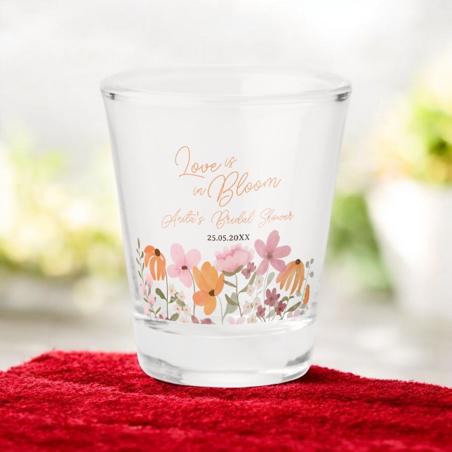 Cute boho meadow little wildflower bridal shower shot glass (Cute boho meadow little wildflower bridal shower shot glass)