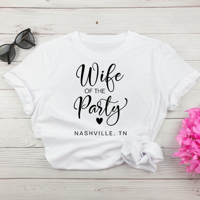 Cute Bride Nashville Bachelorette Party T-Shirt (Celebrate the bride-to-be in fun and style at her bachelorette party)