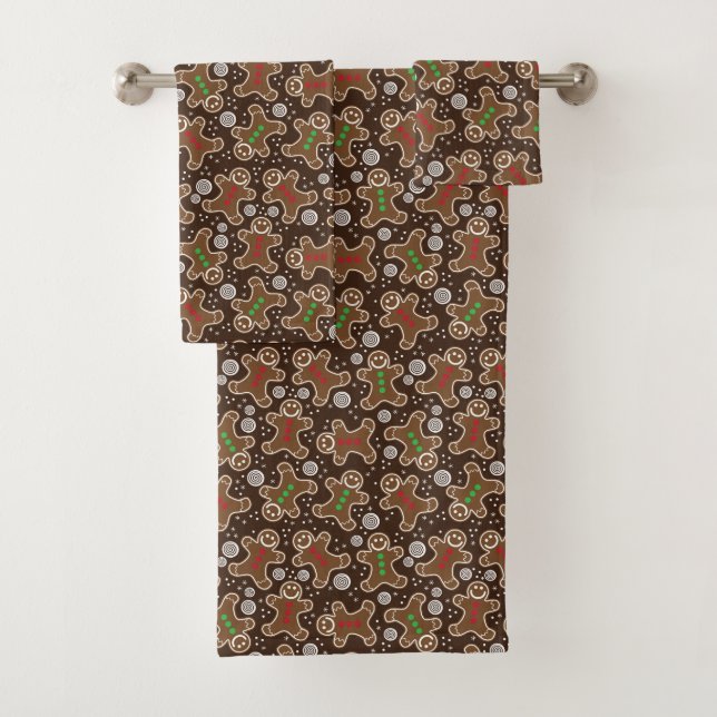 Cute Brown Red Green Christmas Gingerbreads Bath Towel Set (Insitu)