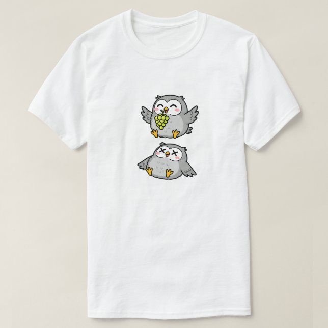 Cute Cartoon Owls Eating Grapes Funny Gray Owl T-Shirt (Design Front)