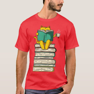Cute Cat Lovers Book Lovers for Women and Men  T-Shirt